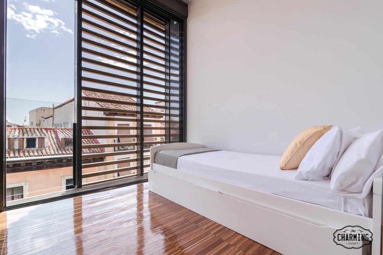 Charming Chueca Apartments มาดริด ภายนอก รูปภาพ